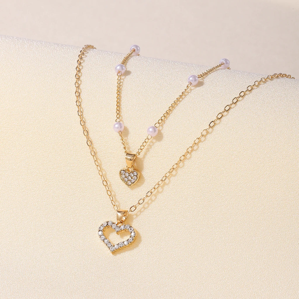 Exquisite Rhinestone Heart Pendant Necklace